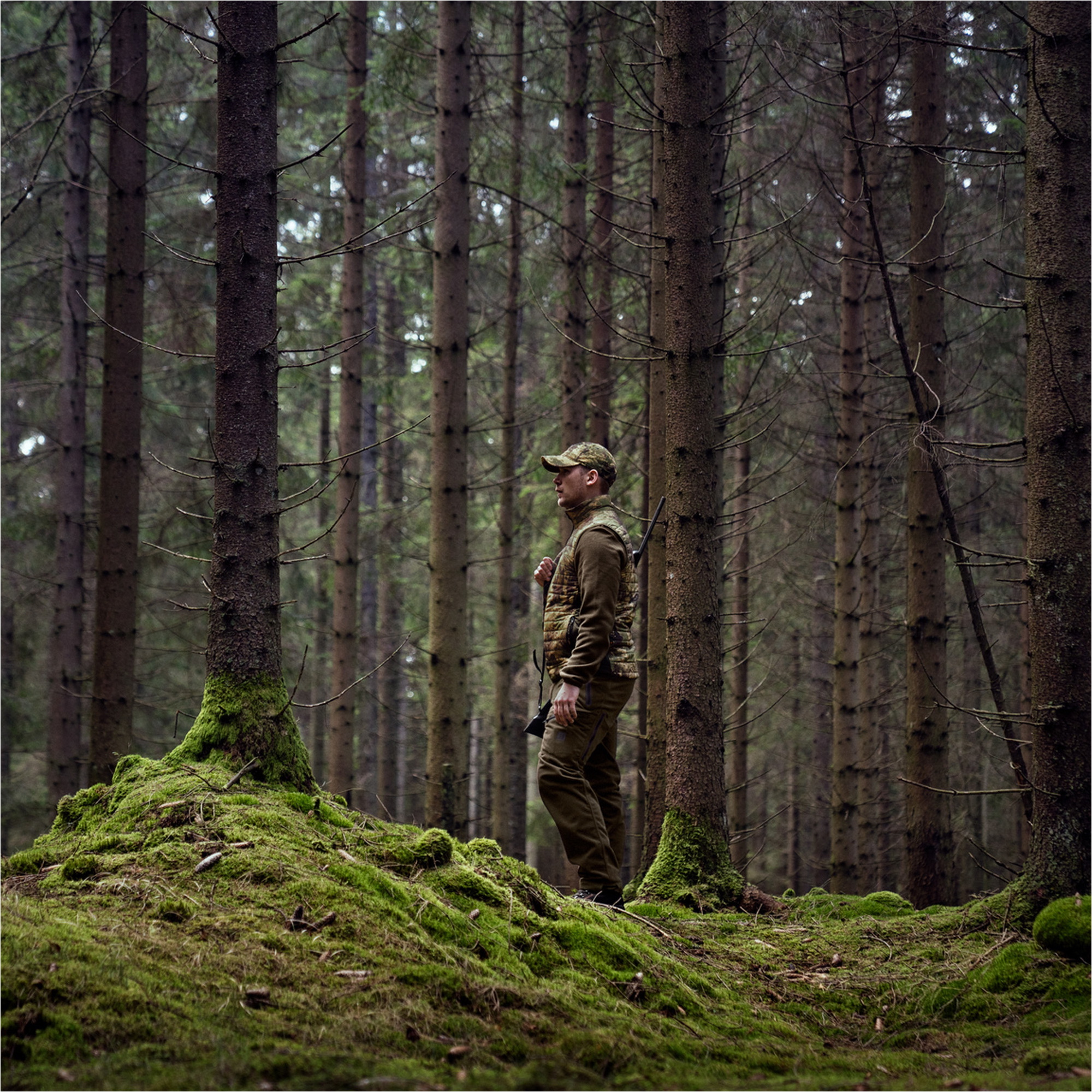 2026 Harkila Männer Hirsch Jäger Camo Reversible Packbare Weste 1201150 - Willow Green / AXIS MSPForest